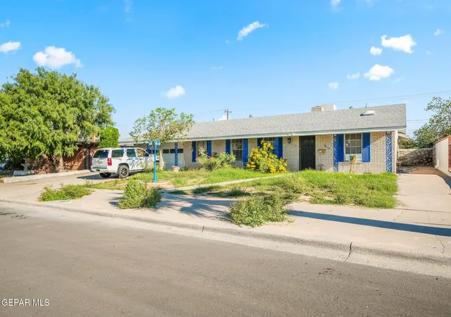 Photo 3 of Single family home for sale at 8609 Turrentine Dr, El Paso, TX 79925 | MLS# 952939 | Listing updated on 2026-10-25