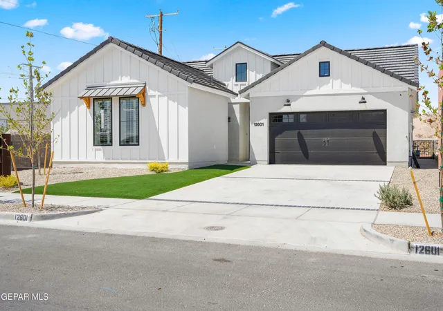Photo 3 of Single family home for sale at 336 Emerald Air Pl, Horizon City, TX 79928 | MLS# 952828 | Listing updated on 2026-10-14
