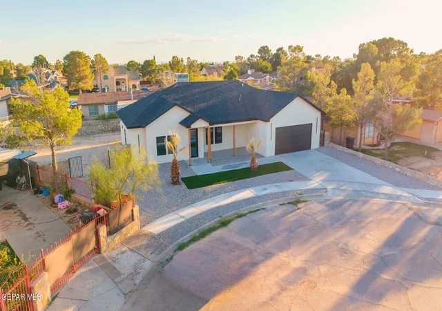 Photo 3 of Single family home for sale at 15352 Fairwood Ct, Horizon City, TX 79928 | MLS# 952811 | Listing updated on 2026-10-29