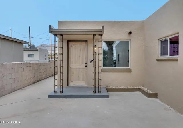 Listing Photo 1 - Condo for sale in building located at 8931 Robert Dr, El Paso, TX 79904 - Unit #A & B