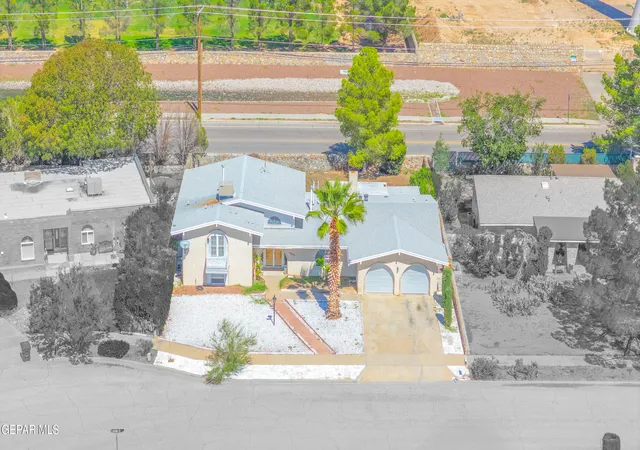 Photo 2 of Single family home for sale at 3603 Colville Dr, Horizon City, TX 79928 | MLS# 952935 | Listing updated on 2026-10-26