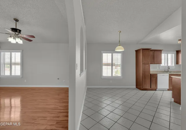 Photo 4 of Single family home for sale at 12476 Martin Bauman Dr, El Paso, TX 79928 | MLS# 952862 | Listing updated on 2026-10-28