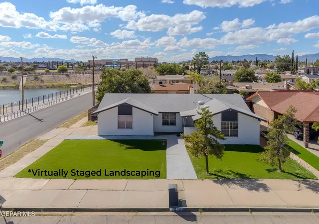 Photo 3 of Single family home for sale at 2701 Gaston Dr, El Paso, TX 79935 | MLS# 952863 | Listing updated on 2026-10-25