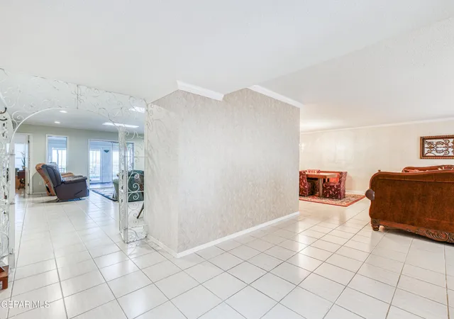 Photo 1 of Single family home for sale at 6204 Llano Way, El Paso, TX 79904 | MLS# 953263 | Listing updated on 2026-10-23