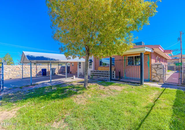 Photo 4 of Single family home for sale at 504 Encino Dr, El Paso, TX 79905 | MLS# 952906 | Listing updated on 2026-10-23
