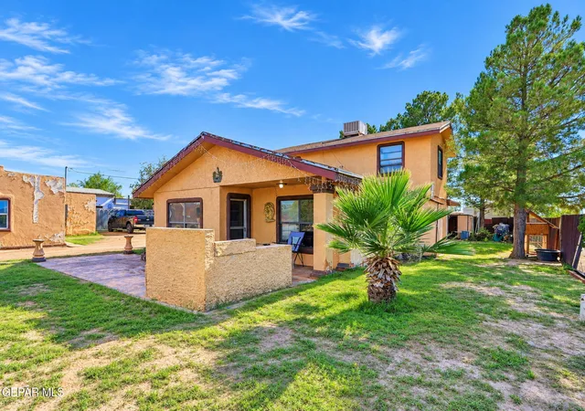 Photo 1 of Single family home for sale at 230 NW H Ave, Fabens, TX 79838 | MLS# 952959 | Listing updated on 2026-10-16