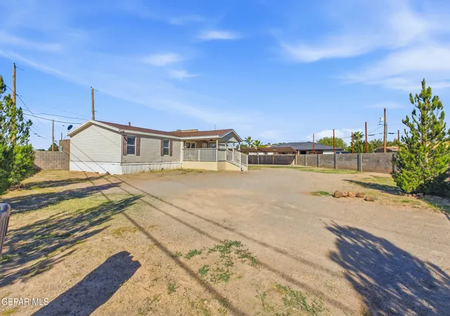 Photo 2 of Manufactured home for sale at 380 Grove, Clint, TX 79836 | MLS# 952953 | Listing updated on 2026-10-16