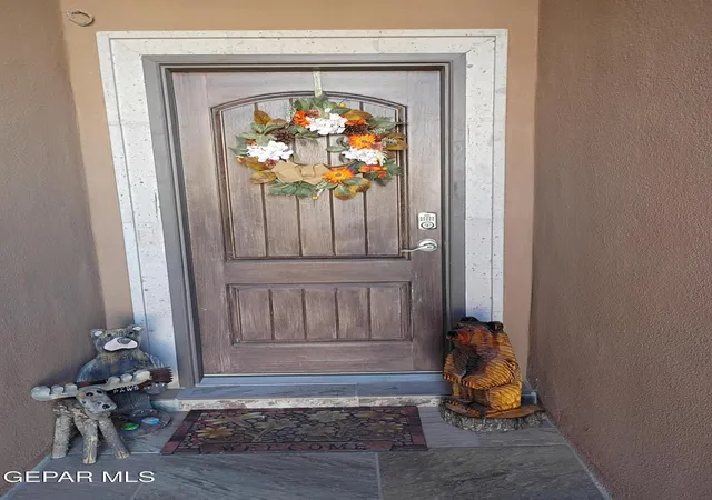 Photo 2 of Single family home for sale at 2073 Charles Horak, El Paso, TX 79938 | MLS# 953016 | Listing updated on 2026-10-28