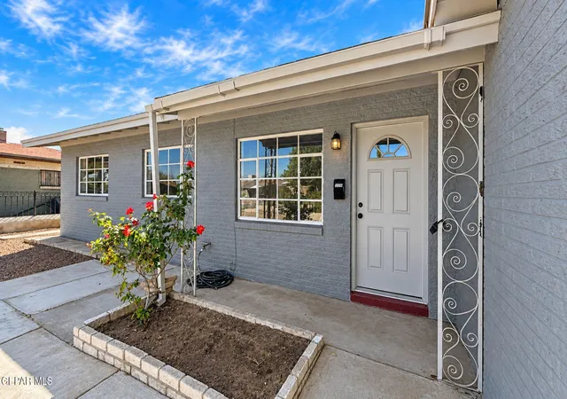 Photo 2 of Single family home for sale at 4944 Camden Cir, El Paso, TX 79924 | MLS# 952984 | Listing updated on 2026-10-26
