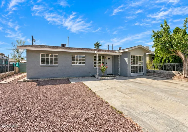 Photo 3 of Single family home for sale at 4944 Camden Cir, El Paso, TX 79924 | MLS# 952984 | Listing updated on 2026-10-26