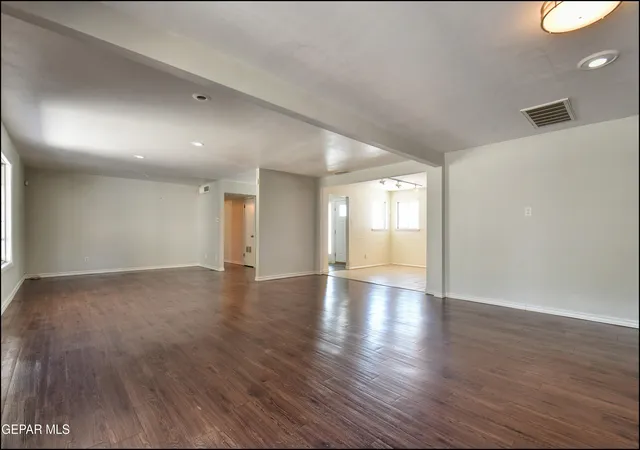 Photo 3 of Single family home for sale at 4006 Santa Anita Dr, El Paso, TX 79902 | MLS# 953116 | Listing updated on 2026-10-23