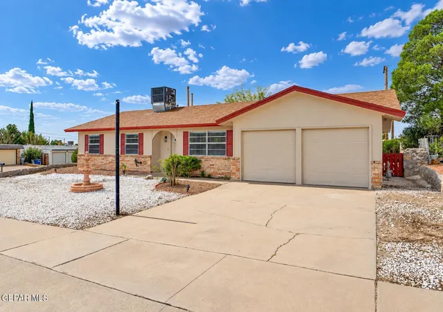 Photo 4 of Single family home for sale at 301 Rio Tinto Dr, El Paso, TX 79912 | MLS# 953409 | Listing updated on 2026-10-29