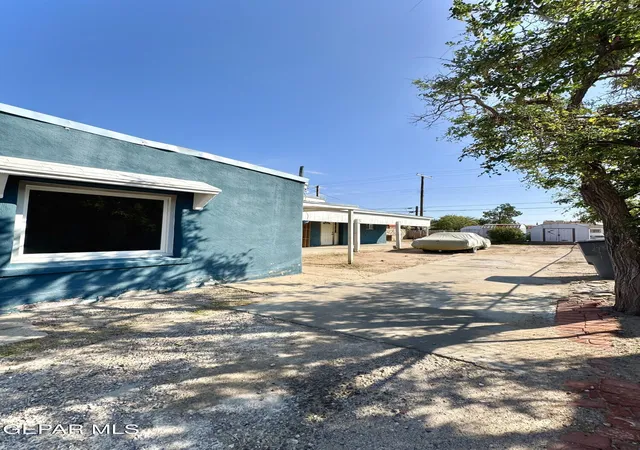 Photo 3 of Single family home for sale at 354 Dolan St, El Paso, TX 79905 | MLS# 953237 | Listing updated on 2026-10-22