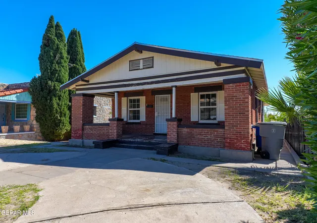 Photo 3 of Single family home for sale at 4418 Trowbridge Dr, El Paso, TX 79903 | MLS# 953293 | Listing updated on 2026-10-28