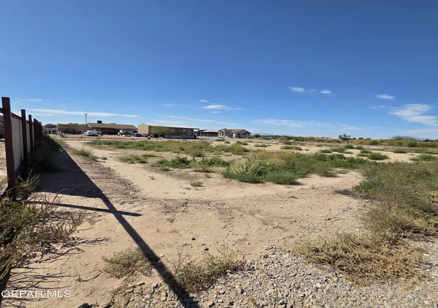 Photo 4 of Sale Pending at 360 Perla Bonita Rd, Clint, TX 79836 | MLS# 953153 | Listing updated on 2026-10-26