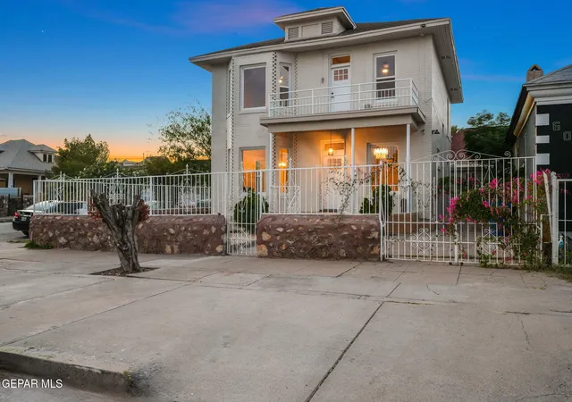 Photo 2 of Single family home for sale at 601 E Nevada Ave, El Paso, TX 79902 | MLS# 953319 | Listing updated on 2026-10-26