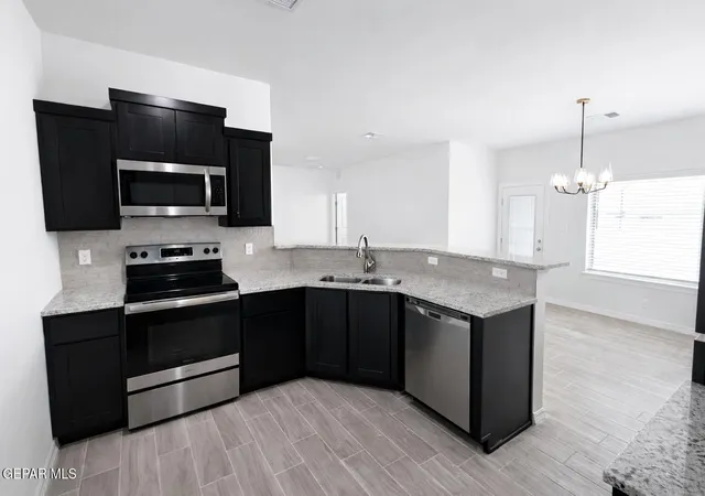Photo 4 of Single family home for sale at 13384 Coldham St, Horizon City, TX 79928 | MLS# 953214 | Listing updated on 2026-10-27