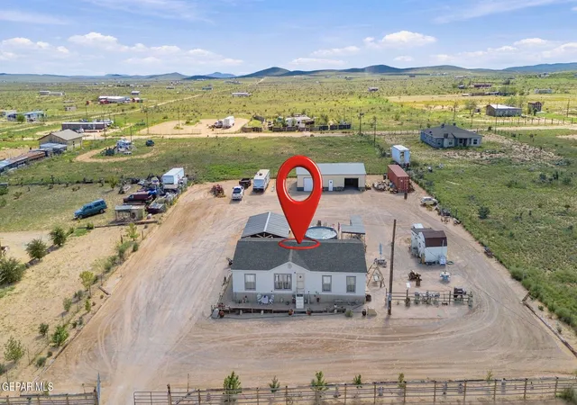 Photo 3 of Manufactured home for sale at 19310 Phillip Bazaar, El Paso, TX 79938 | MLS# 953236 | Listing updated on 2026-10-22
