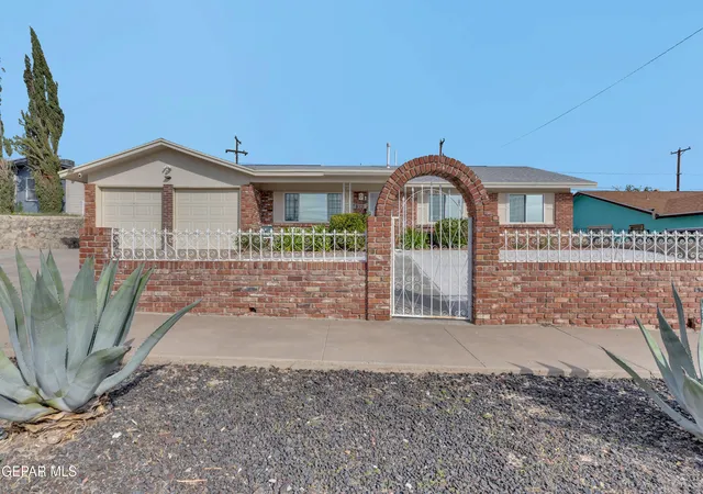 Photo 2 of Single family home for sale at 228 Belvidere St, El Paso, TX 79912 | MLS# 953473 | Listing updated on 2026-10-27