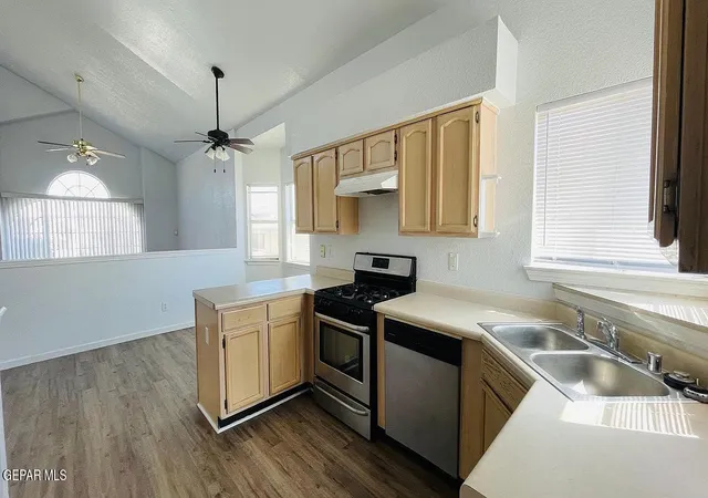 Photo 3 of Single family home for sale at 10739 Coral Sands Dr, El Paso, TX 79924 | MLS# 953499 | Listing updated on 2026-10-27