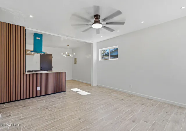 Photo 4 of Single family home for sale at 8826 Mount Capote Dr, El Paso, TX 79904 | MLS# 953418 | Listing updated on 2026-10-26