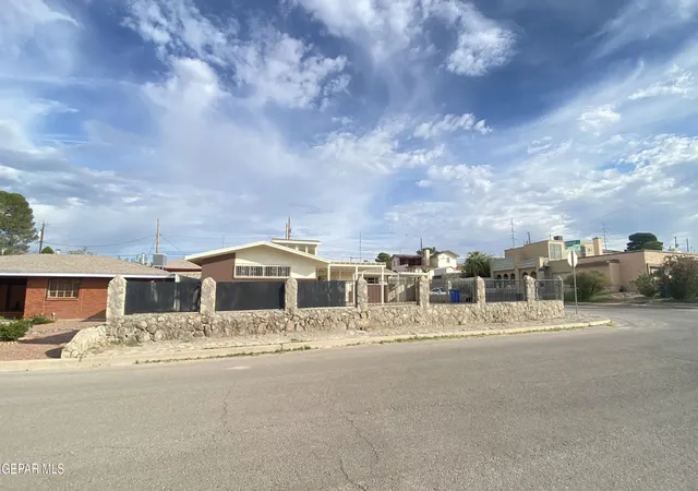 Photo 1 of Single family home for sale at 4531 Frankfort Ave, El Paso, TX 79903 | MLS# 953374 | Listing updated on 2026-10-25