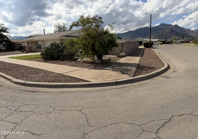 Photo 2 of Single family home for sale at 5336 Cornell Ave, El Paso, TX 79924 | MLS# 953394 | Listing updated on 2026-10-30