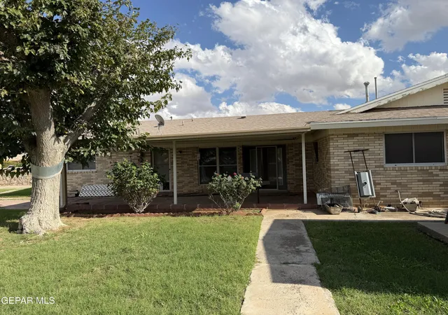 Photo 4 of Single family home for sale at 5336 Cornell Ave, El Paso, TX 79924 | MLS# 953394 | Listing updated on 2026-10-30