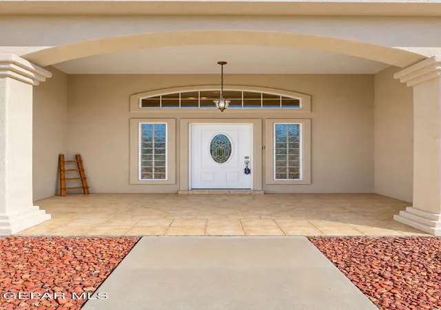 Photo 3 of Single family home for sale at 124 E Cloud Song, Santa Teresa, NM 88008 | MLS# 953405 | Listing updated on 2026-10-26