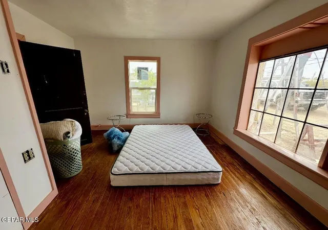 Photo 2 of Single family home for sale at 304 E Desert St, Van Horn, TX 79855 | MLS# 953410 | Listing updated on 2026-10-29