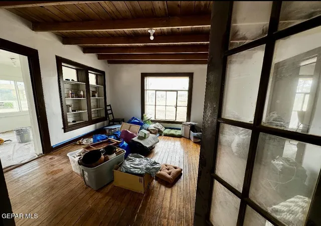 Photo 3 of Single family home for sale at 304 E Desert St, Van Horn, TX 79855 | MLS# 953410 | Listing updated on 2026-10-29