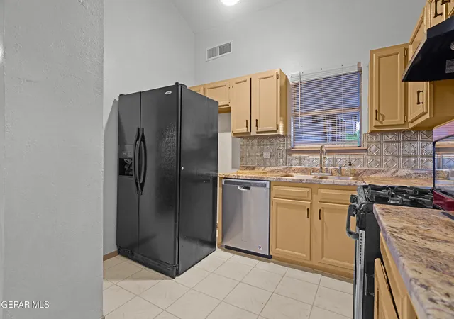 Photo 4 of Single family home for sale at 636 Abington Dr, El Paso, TX 79912 | MLS# 953429 | Listing updated on 2026-10-26