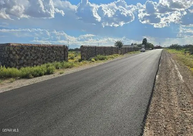 Photo 4 of Land for sale at 15264 Snohomish Loop, El Paso, TX 79938 | MLS# 953444 | Listing updated on 2026-10-26