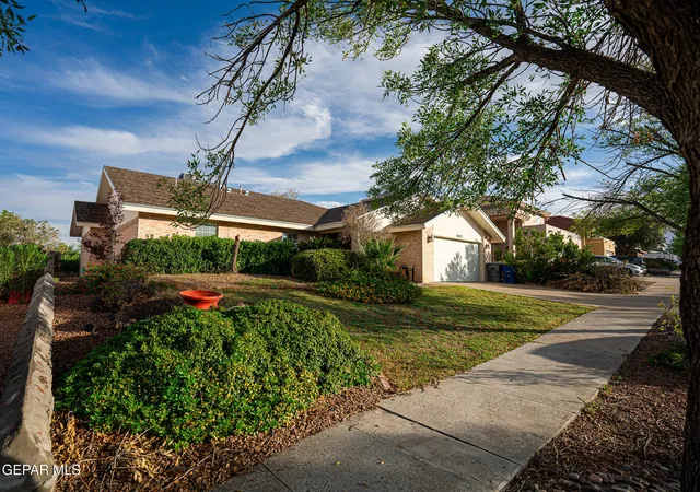 Photo 1 of Single family home for sale at 6817 Echo Cliffs Dr, El Paso, TX 79912 | MLS# 953501 | Listing updated on 2026-10-28