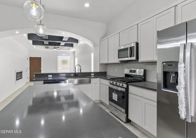 Photo 4 of Single family home for sale at 182 Dawson St, Santa Teresa, NM 88008 | MLS# 953463 | Listing updated on 2026-10-27