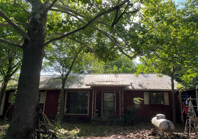 Photo 2 of Single family home for sale at 7687 Fm 17, Grand Saline, TX 75140 | MLS# 20398744 | Listing updated on 2026-07-28