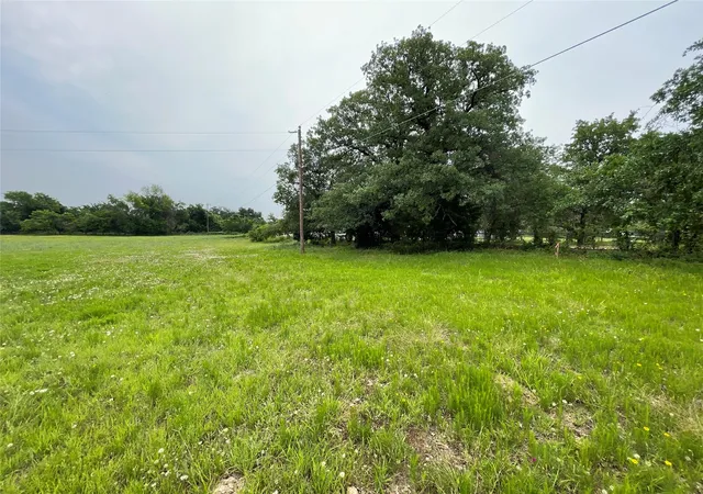 Photo 4 of Land for sale at 979 East Barry Street, Azle, TX | MLS# 20514008 | Listing updated on 2026-07-30