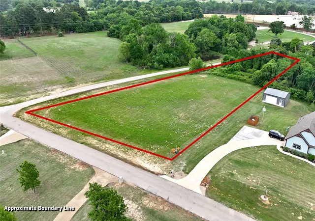 Photo 3 of Land for sale at Lt 173 Lago Vista Dr, Athens, TX 75751 | MLS# 20557662 | Listing updated on 2026-10-05