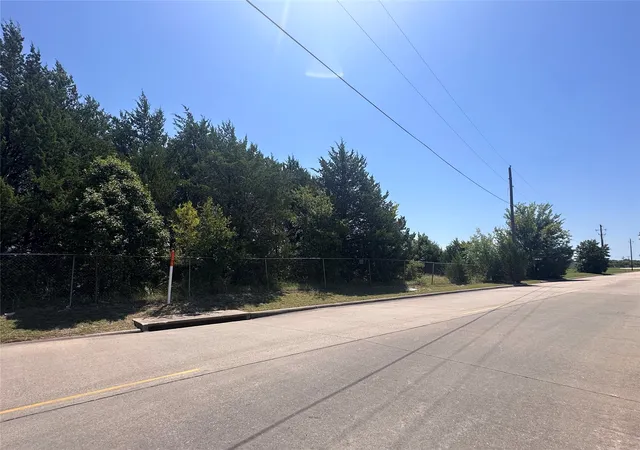 Photo 3 of Land for sale at 0000 Texoma Parkway, Sherman, TX 75090 | MLS# 20702222 | Listing updated on 2026-07-28