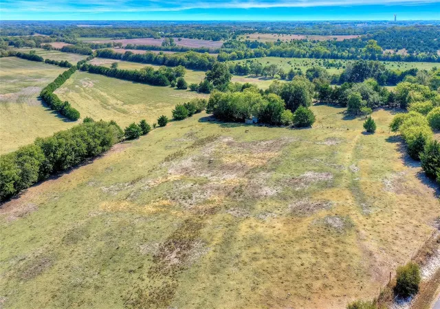 Photo 3 of Land for sale at 520 Cates Rd, Van Alstyne, TX 75495 | MLS# 20742636 | Listing updated on 2026-09-15