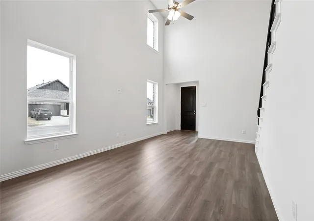 Photo 4 of Sale Pending at 3900 Coco Ln, Sherman, TX 75090 | MLS# 20698952 | Listing updated on 2026-07-31