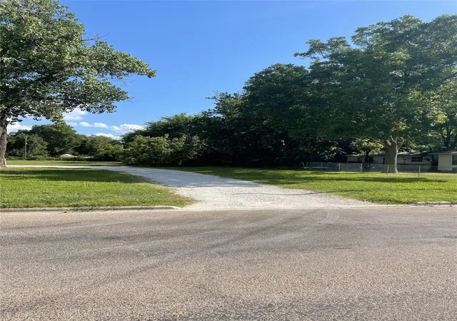 Photo 1 of Land for sale at Lot 11r North Ave, Whitesboro, TX 76273 | MLS# 20804358 | Listing updated on 2026-09-14