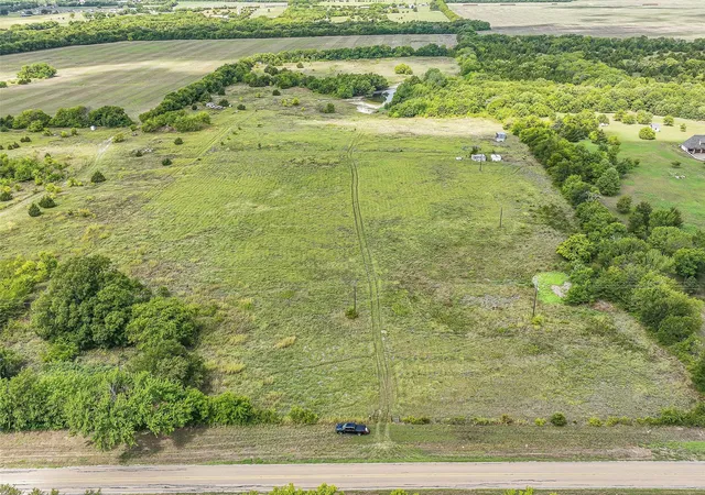 Photo 2 of Land for sale at 883 Fm 2729, Whitewright, TX 75491 | MLS# 20812457 | Listing updated on 2026-08-31