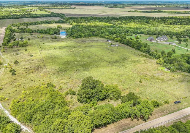 Photo 3 of Land for sale at 883 Fm 2729, Whitewright, TX 75491 | MLS# 20812457 | Listing updated on 2026-08-31