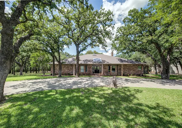 Photo 1 of Single family home for sale at 1521 Old Reunion Rd, Decatur, TX 76234 | MLS# 20818236 | Listing updated on 2026-09-15