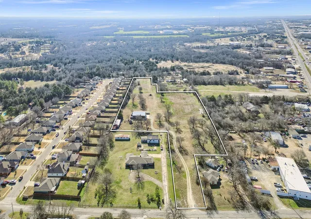 Photo 1 of Land for sale at 2014 & 1910 Shannon Rd, Denison, TX 75020 | MLS# 20823329 | Listing updated on 2026-09-08