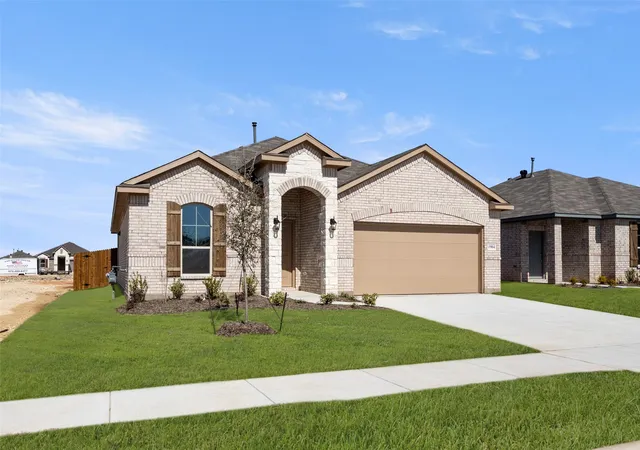 Photo 2 of Sale Pending at 1904 Cheyenne Dr, Cleburne, TX 76033 | MLS# 20832505 | Listing updated on 2026-09-14