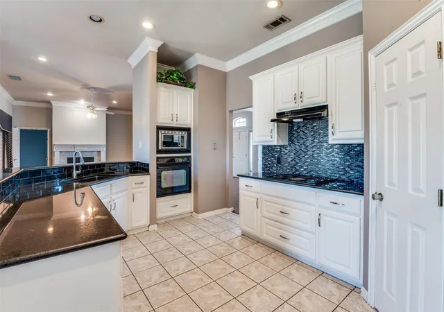 Photo 4 of Single family home for sale at 8934 Colonial Dr, Crandall, TX 75114 | MLS# 20865282 | Listing updated on 2026-09-07