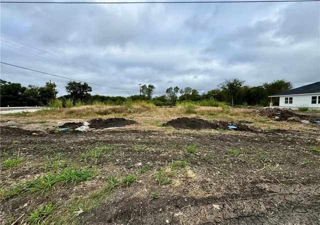 Land for sale at Lot 3 - 140 Ave B, Moody, TX 76557 | MLS# 225456