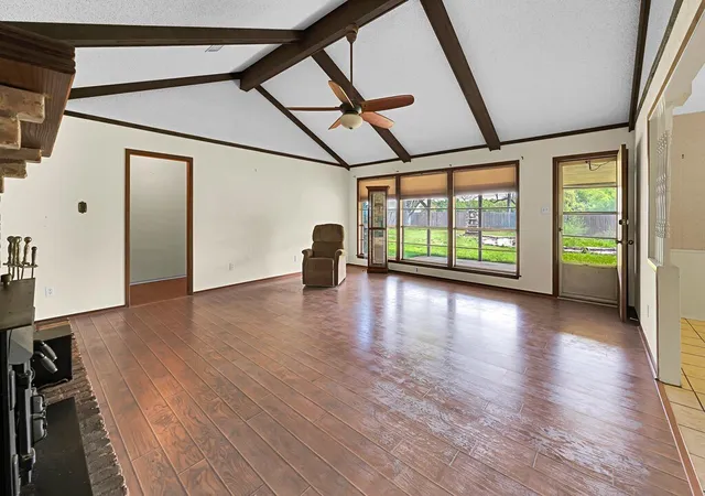Photo 3 of Single family home for sale at 112 Hcr 2117, Whitney, TX 76692 | MLS# 20892976 | Listing updated on 2026-07-28